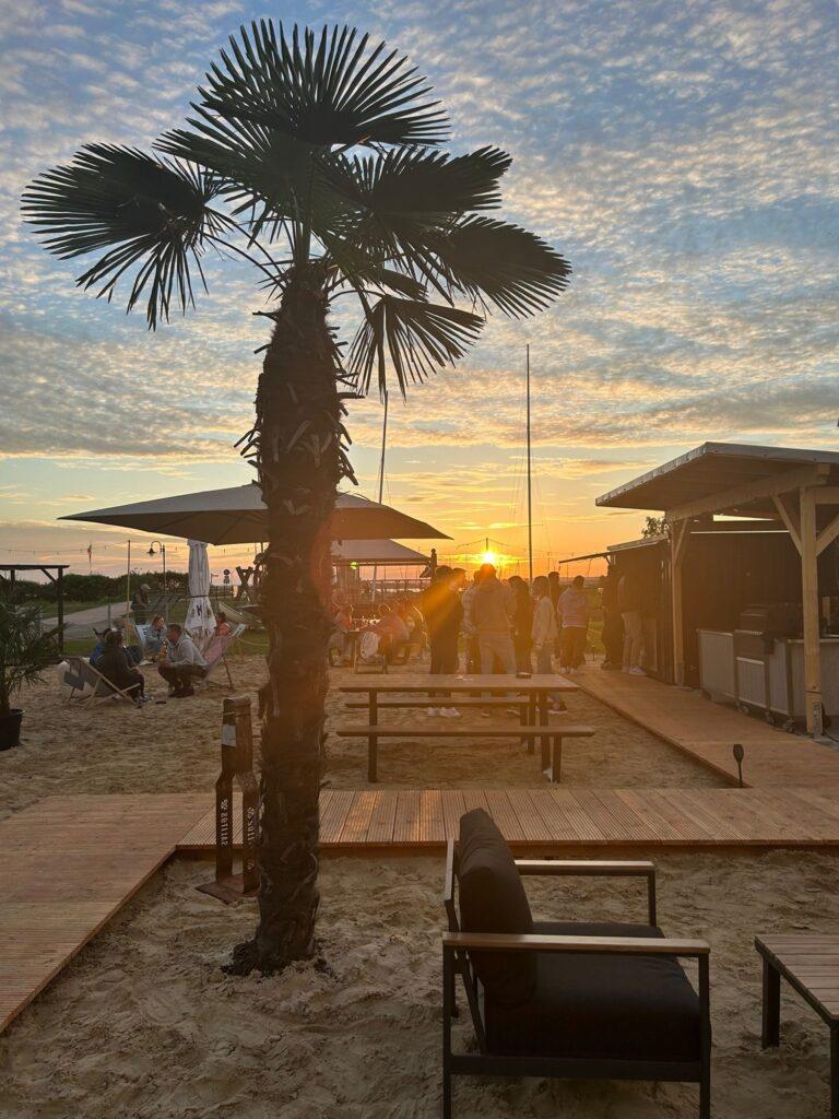 Sonnenuntergang und Lounge-Atmosphäre bei der PEARL am Dümmer See